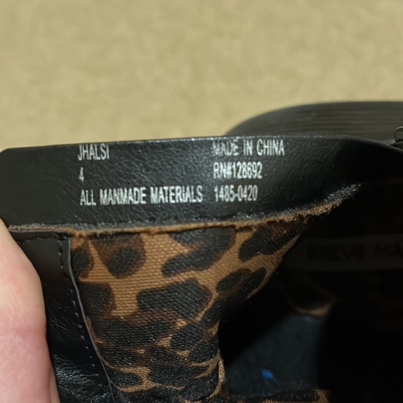 Boots - Picture 5 of 7